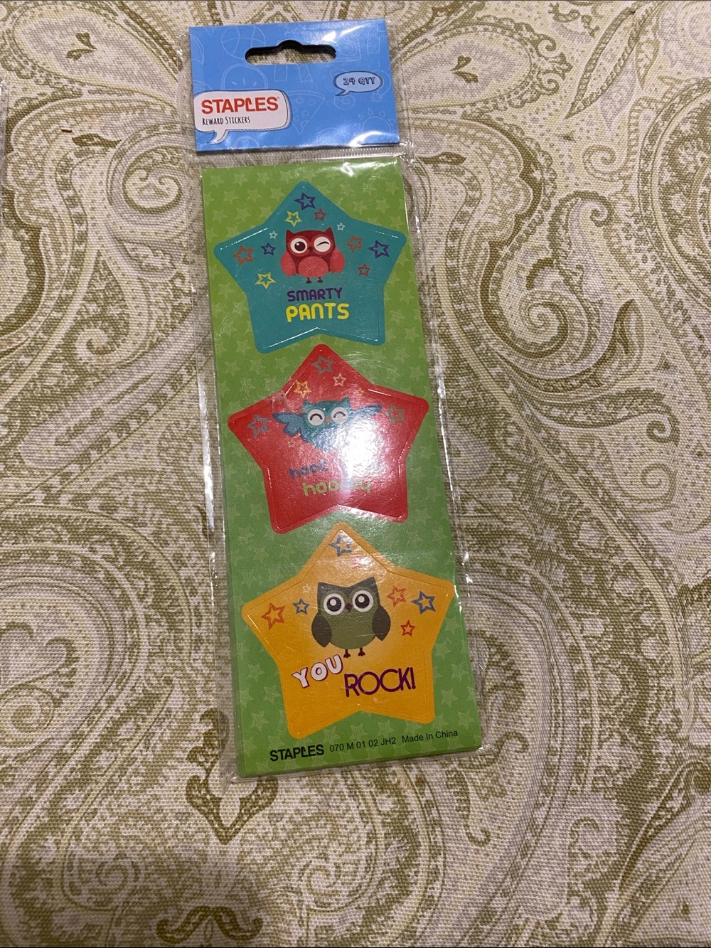 Staple Star-Shaped Badge stickers and Owl Reward Stickers - Blue, Red, Yellow